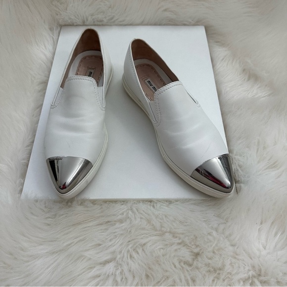 Miu Miu Leather Metal Pointed Toe Slip on Sneakers 8.5 White - Silver - Picture 2 of 6